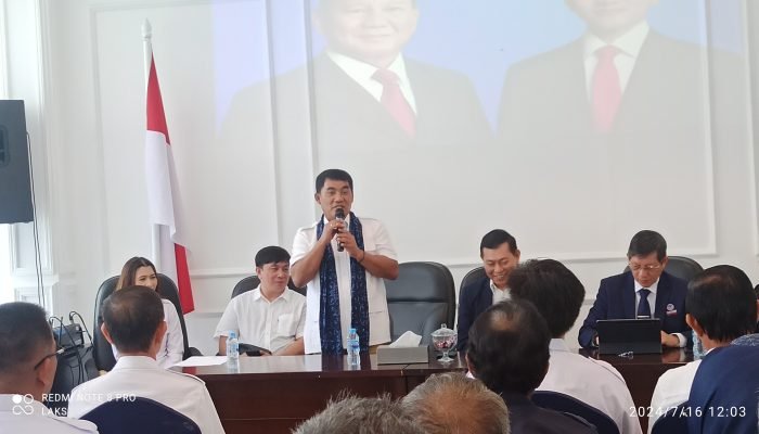 Yulius Stevanus Sebut Calon Wali kota dan Bupati di Sulut Belum Resmi : Jangan Geer Kalian