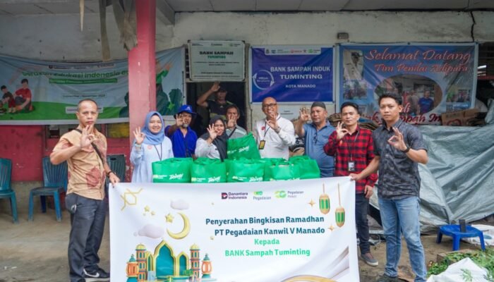 Pegadaian Apresiasi Penggiat Bank Sampah Lewat Program Paket Ramadan