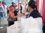 Pertamina Salurkan 1.000 Paket Sembako melalui Program Pasar Murah di Makassar