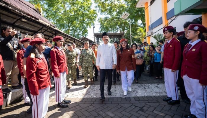 Open House Sekolah Rakyat Manado, Gus Ipul: Siswa Lebih Percaya Diri dan Disiplin