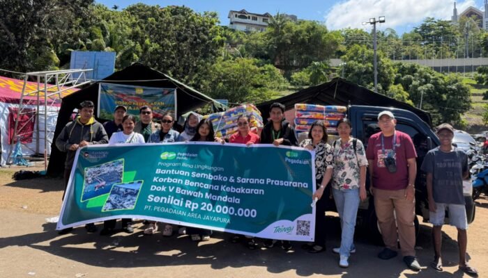 Pegadaian Bantu Korban Kebakaran di Jayapura